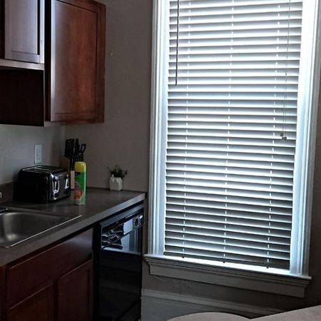 Beautiful Downstairs 1Bed 1Bth Charmer- Pet Friendly Michigan City Kültér fotó