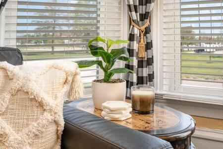 Beautiful Downstairs 1Bed 1Bth Charmer- Pet Friendly Michigan City Kültér fotó