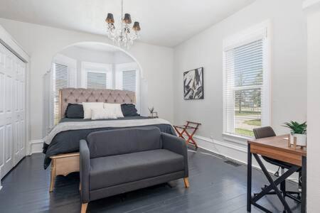 Beautiful Downstairs 1Bed 1Bth Charmer- Pet Friendly Michigan City Kültér fotó